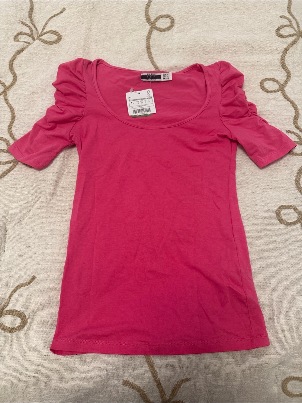 Zara Fuchsia Scoop Neck Top with Ruched Short Sleeves